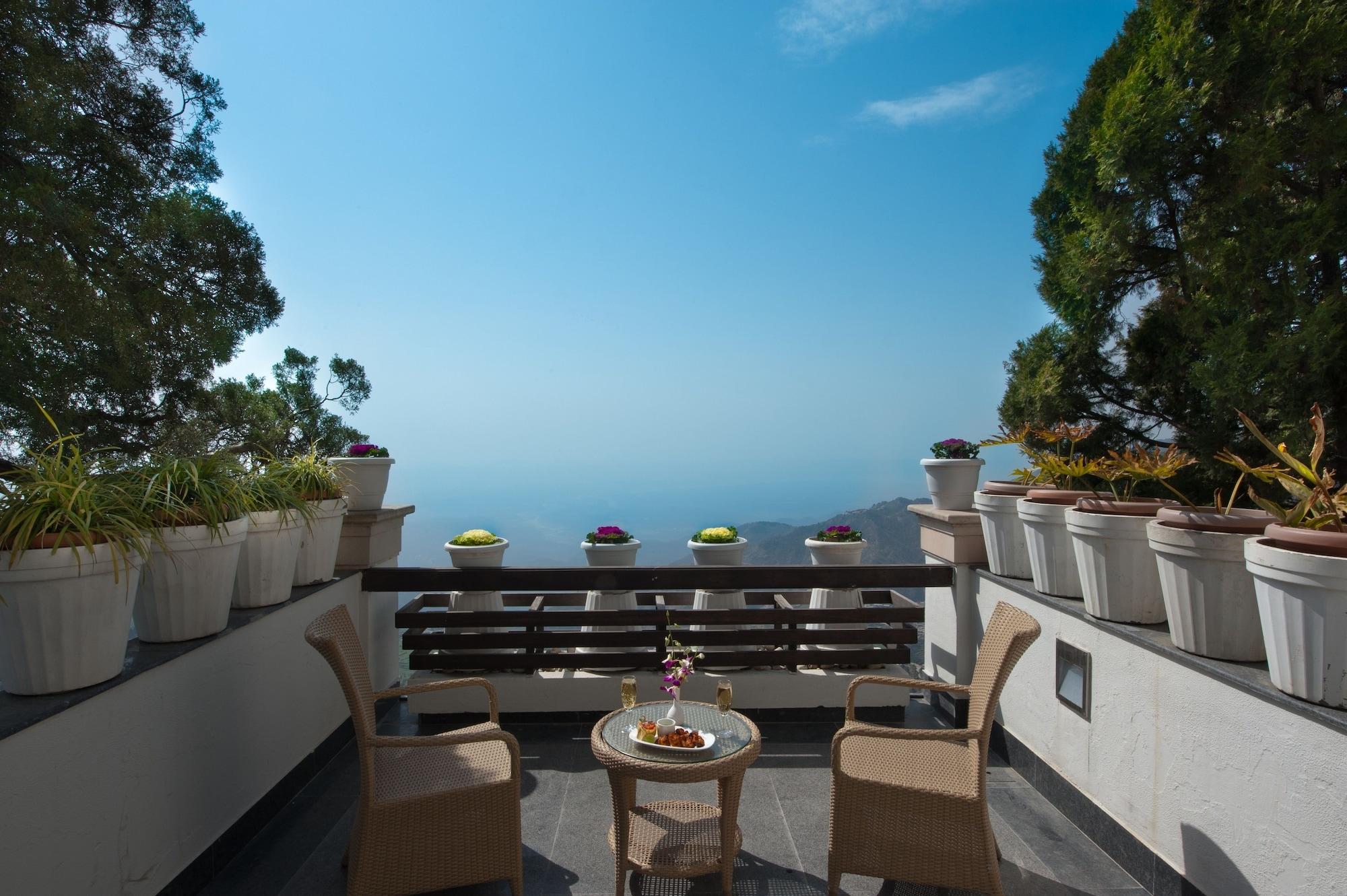Royal Orchid Fort Resort Mussoorie Zewnętrze zdjęcie