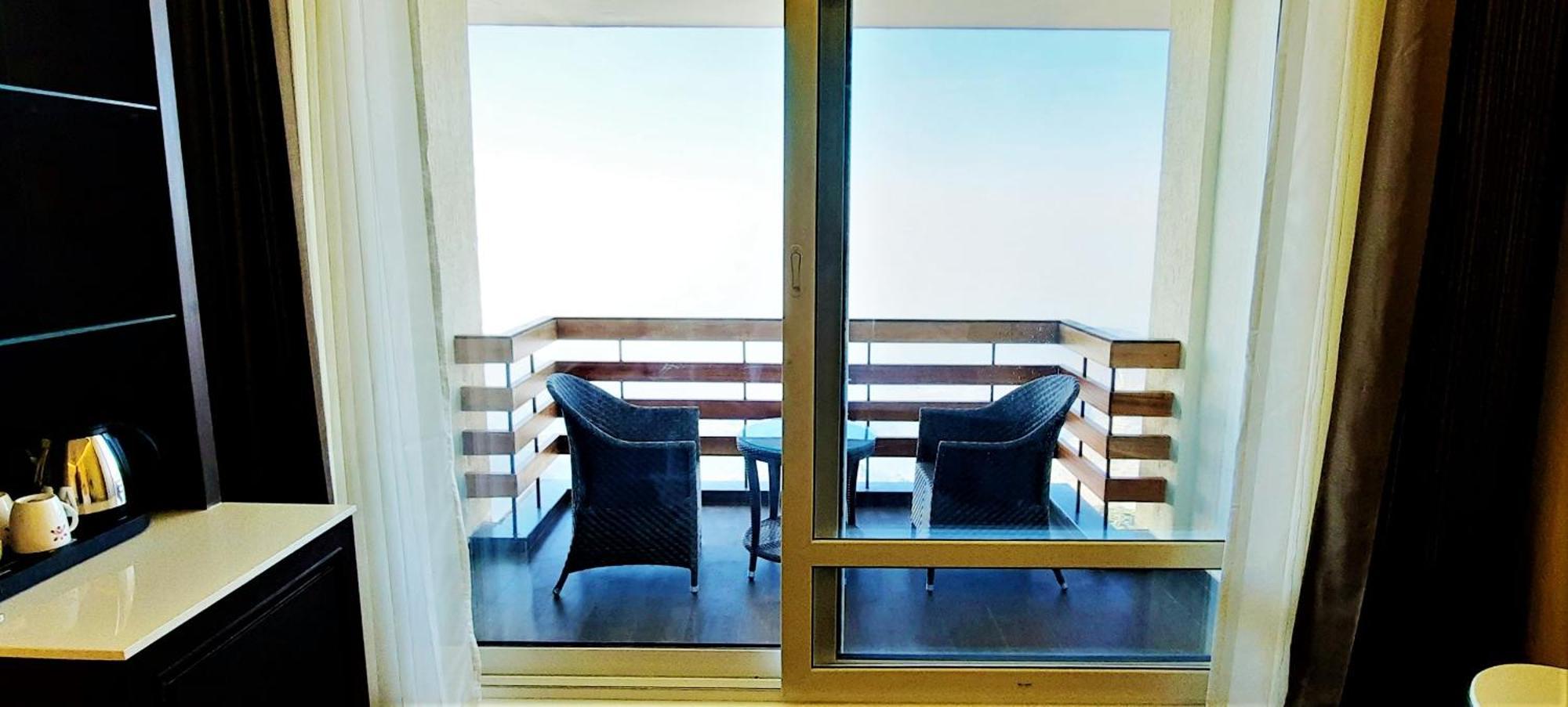 Royal Orchid Fort Resort Mussoorie Zewnętrze zdjęcie