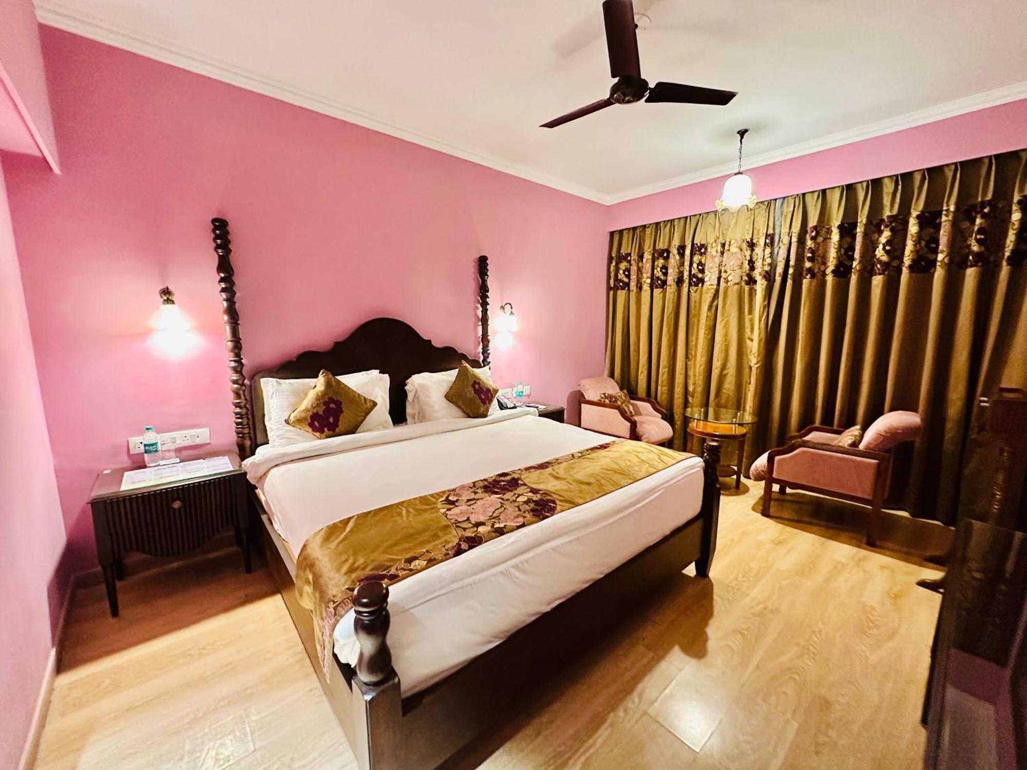 Royal Orchid Fort Resort Mussoorie Zewnętrze zdjęcie